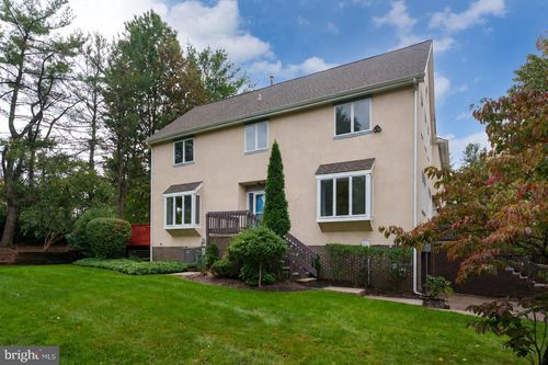 21 Exeter Ct, Princeton, NJ, 08540-7047 | Card Image
