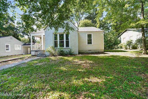 343 Broadmoor Dr, Jackson, MS, 39206-4806 | Card Image