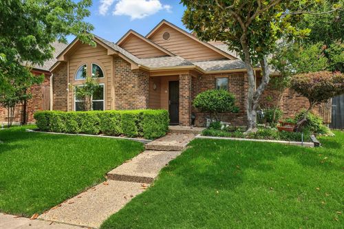 125 Benwynd Dr, Mesquite, TX, 75149-4953 | Card Image