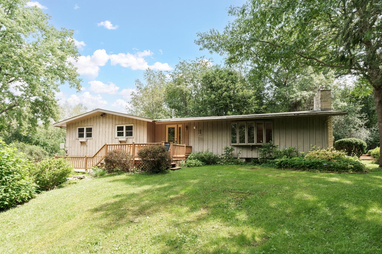 Schaefer Rd, Columbus, WI 53925