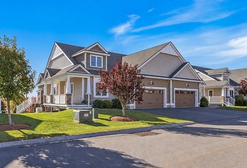 61-61 Fox Hill Lane, Dracut, MA, 01826 | Card Image