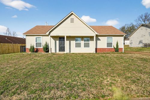 4393 Bishop Hills Dr, Memphis, TN, 38128-7450 | Card Image