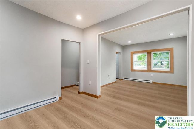 226 Fern St, House other with 4 bedrooms, 2 bathrooms and null parking in Jim Thorpe PA | Image 7
