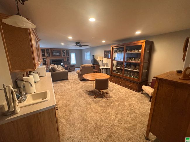 951 Springbrook Dr, House other with 3 bedrooms, 3 bathrooms and null parking in Hinton IA | Image 22