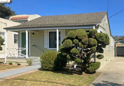 935 Key Route Blvd, Albany, CA, 94706-2121 | Card Image