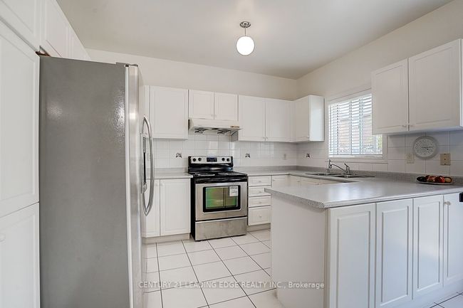 96 Tuscana Blvd, House other with 4 bedrooms, 3 bathrooms and 4 parking in Concord ON | Image 31