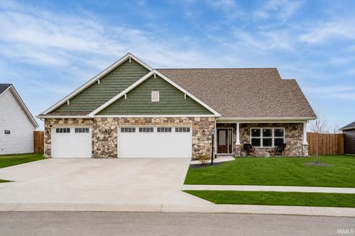 10462 Chestnut Creek Blvd, Fort Wayne, IN, 46814-0081 | Card Image