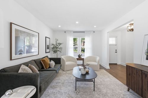 112-6650 Falconer Dr, Mississauga, ON, L5N1B5 | Card Image