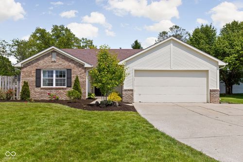 7447 Iron Rock Rd, Indianapolis, IN, 46236-9308 | Card Image