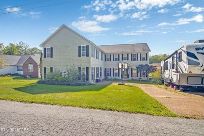 8961 Cherokee Tr, House other with 3 bedrooms, 3 bathrooms and null parking in Crossville TN | Image 3