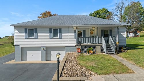 7645 State Route 819, Hunker, PA, 15639-1051 | Card Image