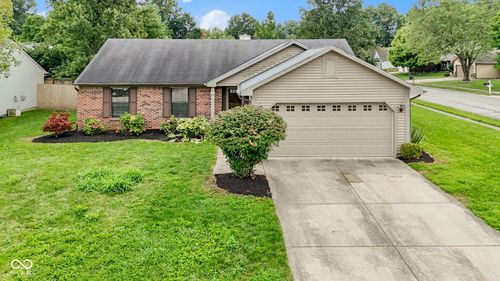 6747 Cherry Laurel Ln, Fishers, IN, 46038-2428 | Card Image