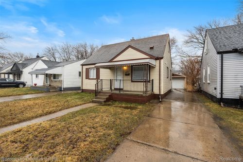 13046 Sherman Ave, Warren, MI, 48089-3213 | Card Image