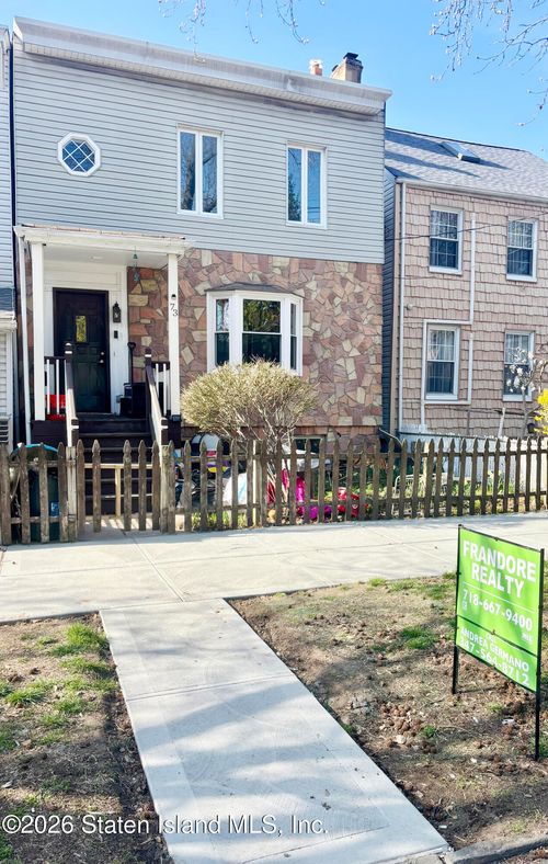 73 Cliff St, Staten Island, NY, 10305-3939 | Card Image