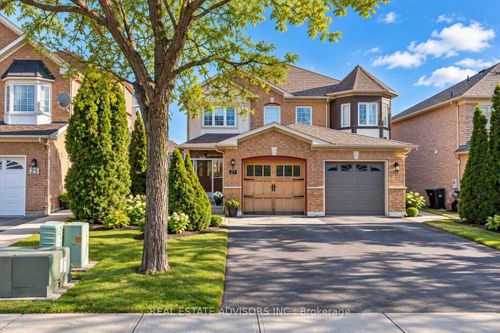 27 Coachwhip Rd, Brampton, ON, L6R1X9 | Card Image