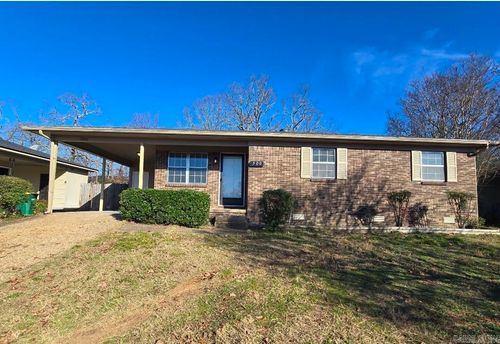 500 Lindenhurst Dr, North Little Rock, AR, 72118-3111 | Card Image