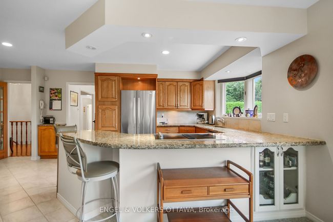 5544 S Island Park Dr, House other with 3 bedrooms, 5 bathrooms and 6 parking in Manotick ON | Image 14