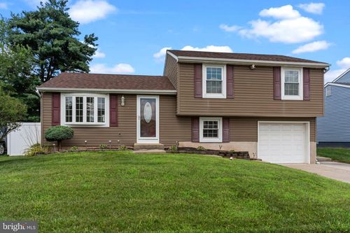 4617 Murray St, Bristol, PA, 19007-2003 | Card Image