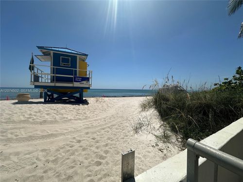 922-3000 S Ocean Dr, HOLLYWOOD, FL, 33019-2821 | Card Image