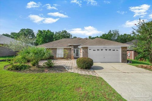 5972 Ashton Woods Cir, Milton, FL, 32570-1502 | Card Image