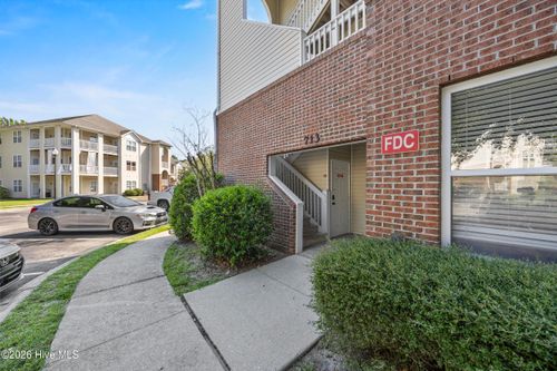 apt-301-713 Indica Ct, Wilmington, NC, 28405-1124 | Card Image