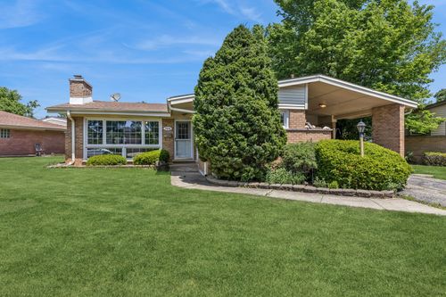 7314 Foster St, Morton Grove, IL, 60053-1107 | Card Image