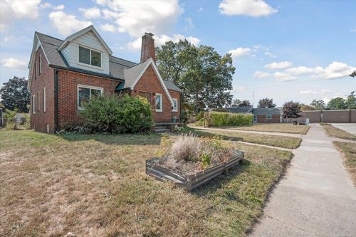 439 W Browning Ave, Hazel Park, MI, 48030-1014 | Card Image