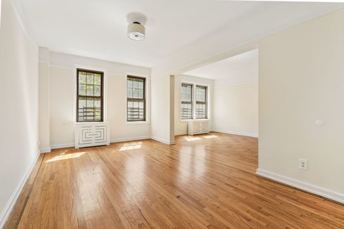2i-1100 Grand Concourse, Bronx, NY, 10456-3944 | Card Image