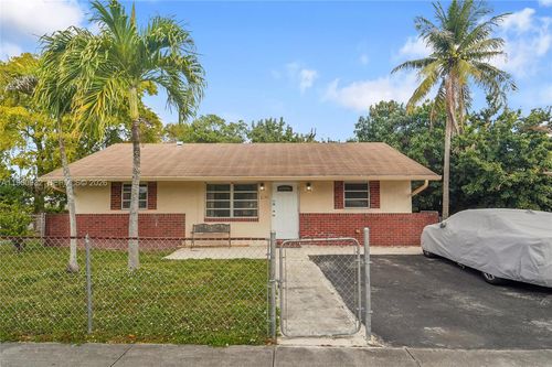 6141 Funston St, Hollywood, FL, 33023-1826 | Card Image