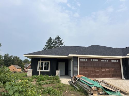 1917 Paul Road, Manitowoc, WI, 54220 | Card Image