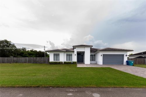 32352 Sw 199th Pl, Homestead, FL, 33030-6325 | Card Image