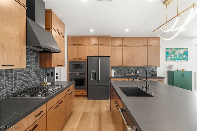 2578 Skylark Trail Street, House other with 4 bedrooms, 4 bathrooms and null parking in Henderson NV | Image 9