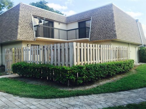 21a-8205 Sw 23rd Ct, North Lauderdale, FL, 33068-5168 | Card Image