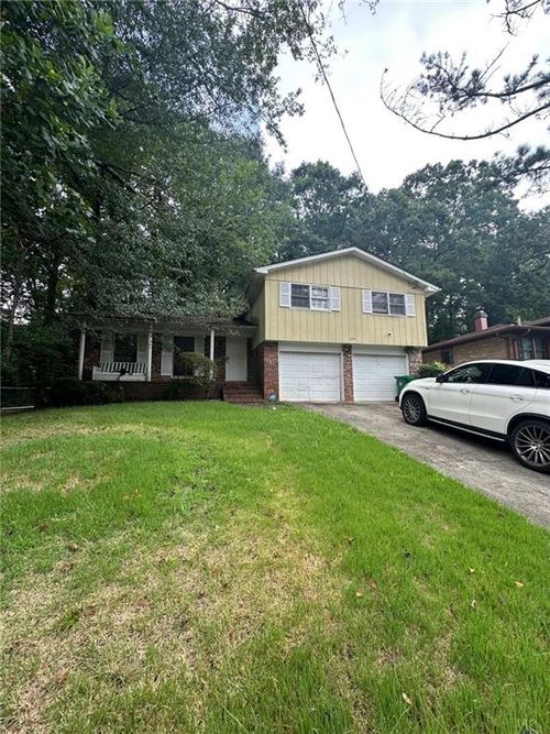 524 San Marcos Way, Stone Mountain, GA, 30083-3829 | Card Image