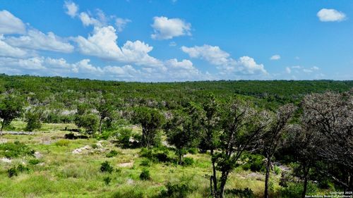 416 Hilltop Rdg, New Braunfels, TX, 78132-2298 | Card Image