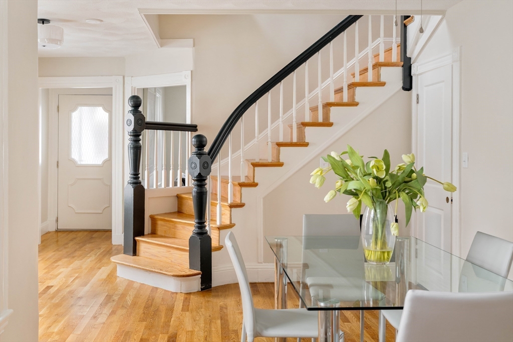Emerson Pl, Melrose, MA 02176