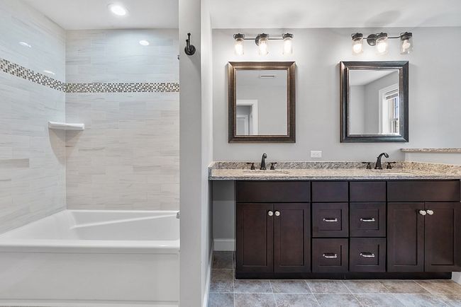 2 - 24 Church St, House attached with 4 bedrooms, 4 bathrooms and 2 parking in Wakefield MA | Image 20