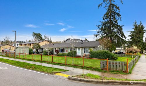 2000 Texas Street, Bellingham, WA, 98229 | Card Image