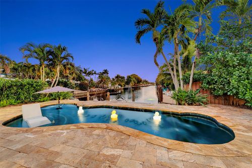 1500 Ne 24th St, Wilton Manors, FL, 33305-1316 | Card Image