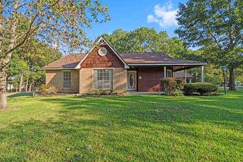 11841 Lakeview Manor Dr, Willis, TX, 77318-5434 | Card Image