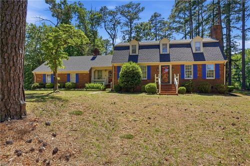 15402 New Towne Haven Ln, Carrollton, VA, 23314-2902 | Card Image