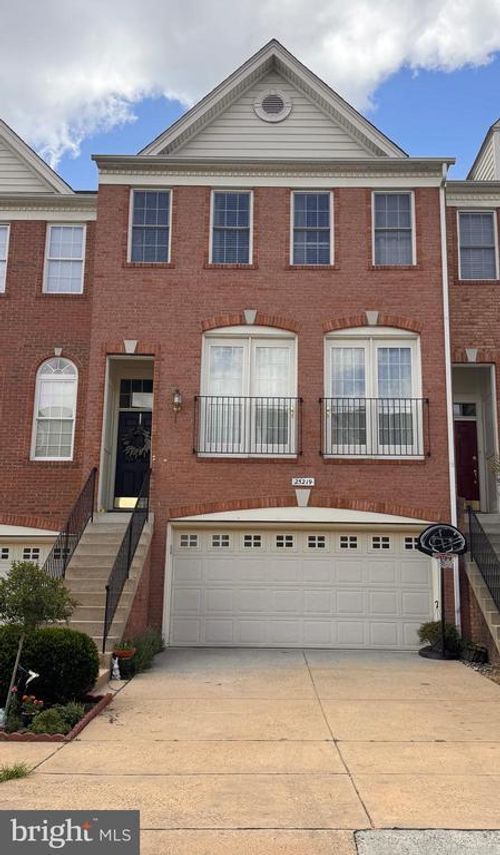 25219 Larks Ter, CHANTILLY, VA, 20152-6688 | Card Image