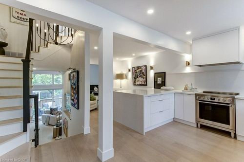 27-1357 Ontario St, Burlington, ON, L7S1E9 | Card Image
