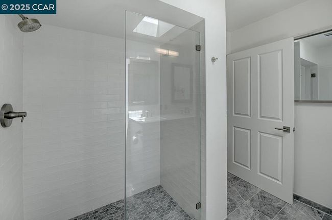 APT-1 - 1201 Leisure Ln, Condo with 2 bedrooms, 1 bathrooms and 1 parking in Walnut Creek CA | Image 33