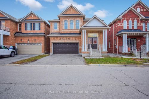 112 Commodore Dr, Brampton, ON, L6X0T4 | Card Image