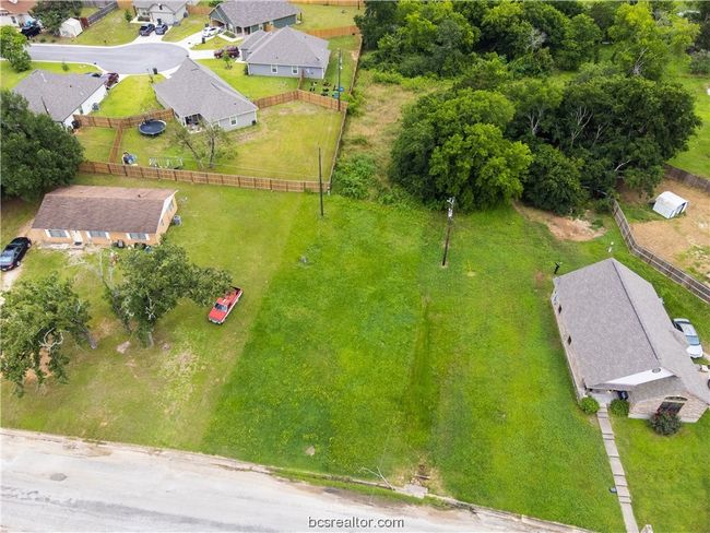 401 W Kleb St, Home with 0 bedrooms, 0 bathrooms and null parking in Caldwell TX | Image 4