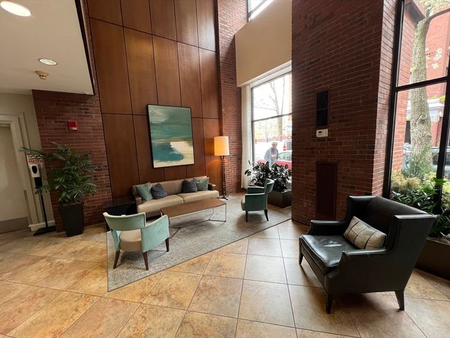 APT-4H - 16 Harcourt St, Condo with 1 bedrooms, 1 bathrooms and 1 parking in Boston MA | Image 16