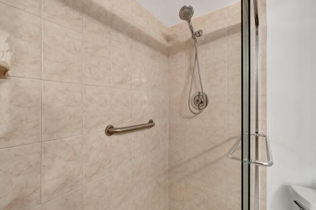 4049 Wolverton C, Condo with 2 bedrooms, 2 bathrooms and null parking in Boca Raton FL | Image 27