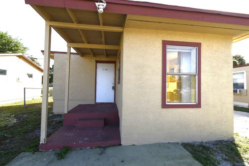 b-514 N 27th St, Fort Pierce, FL, 34947-2691 | Card Image