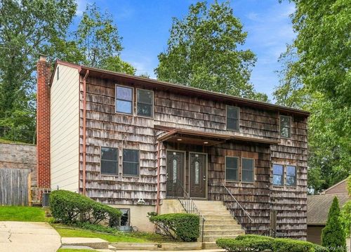 24-22-24 Conifer Ct, Northport, NY, 11768-2124 | Card Image